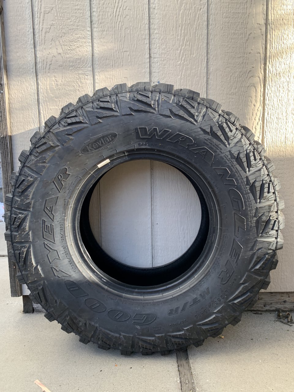 FS: 1 Goodyear Wrangler MT/R 285/75/16 | Tacoma World