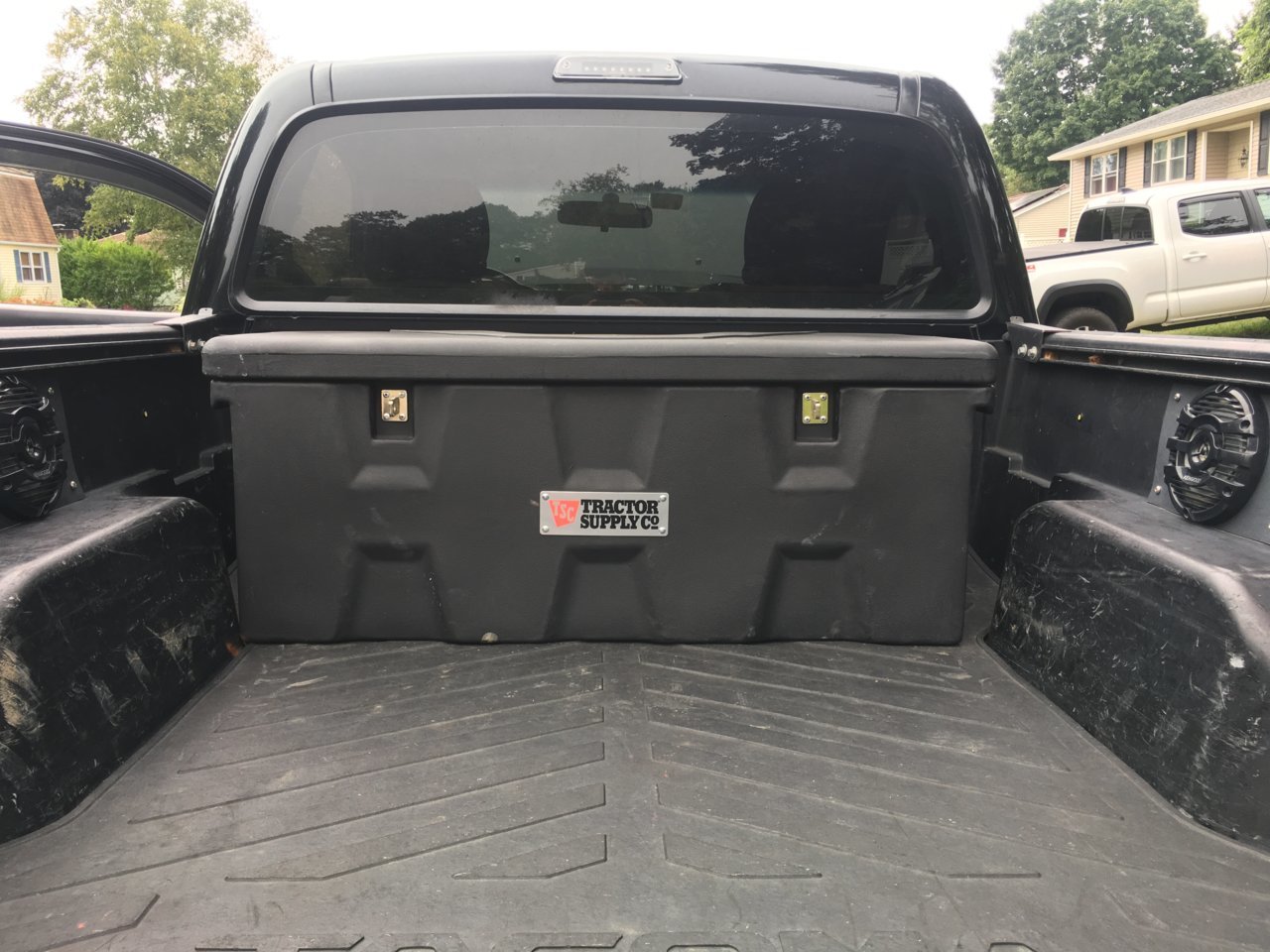 2018 tacoma on sale tool box