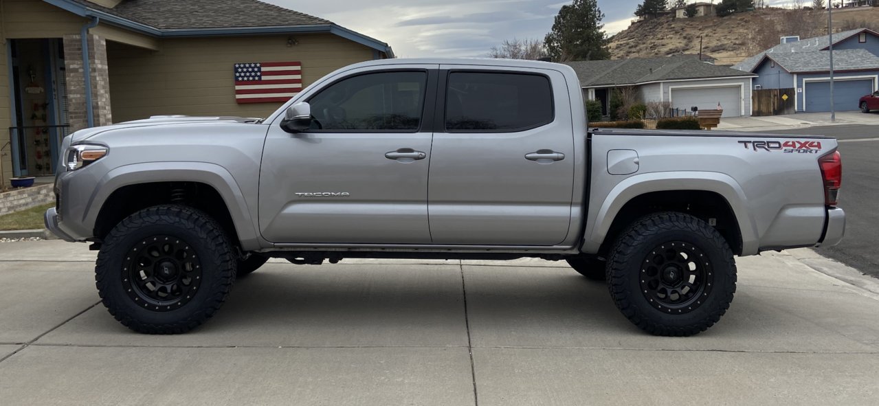 8C765FEF-5EF2-4FBD-8F7D-6E06A44D647D.jpg