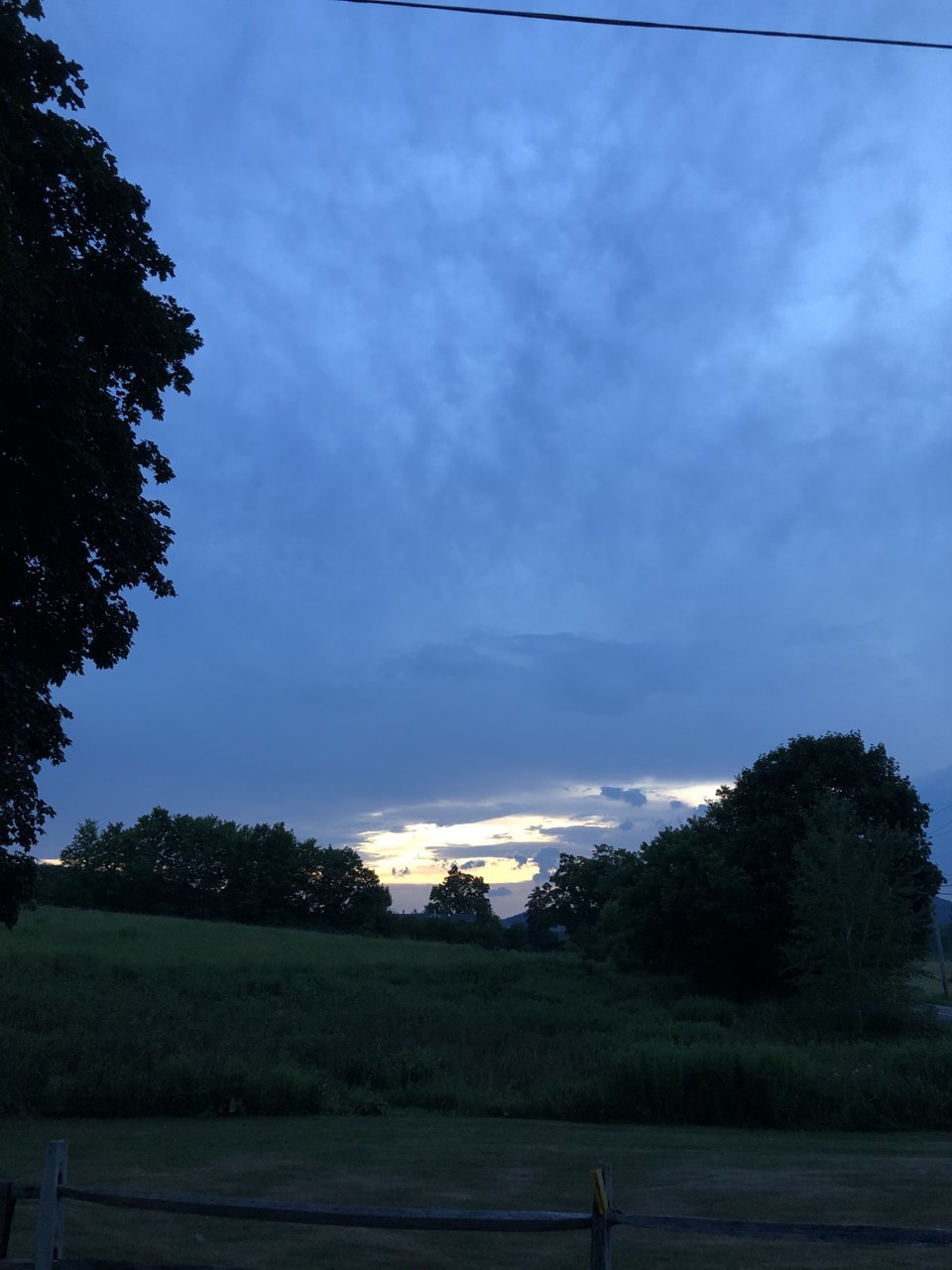 8D4DC79F-437C-4695-89AE-BA4F66E1E624.jpg