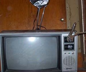 8d7799bcd6d8ce832f63eb8e2c526cb8--school-tv-old-school.jpg