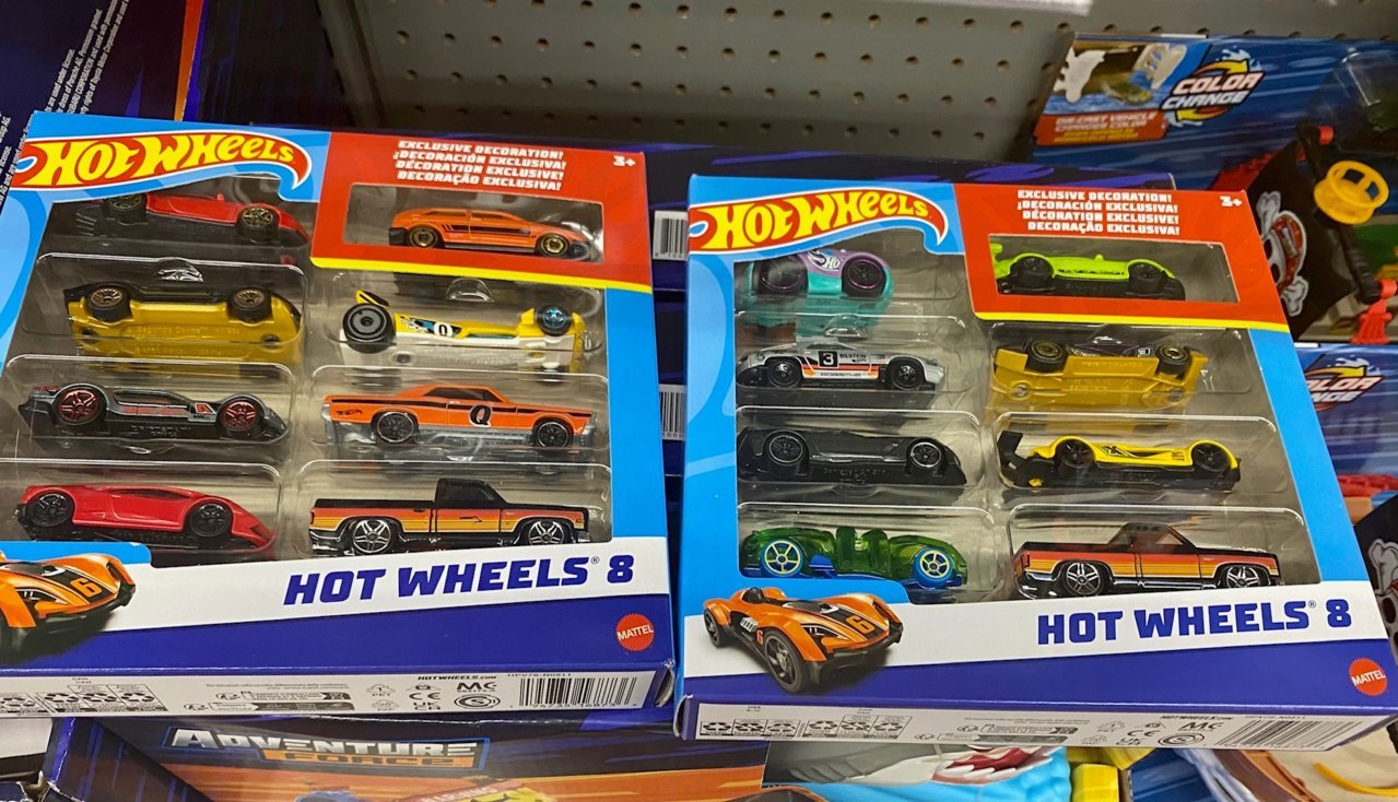 8pack x 2 chevy.jpg