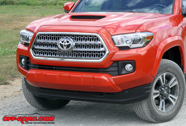 9-Air-Damn-Grille-2016-Toyota-Tacoma-8-17-15.jpg