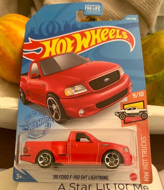 91 FORD F150 SVT LIGHTNING.jpg