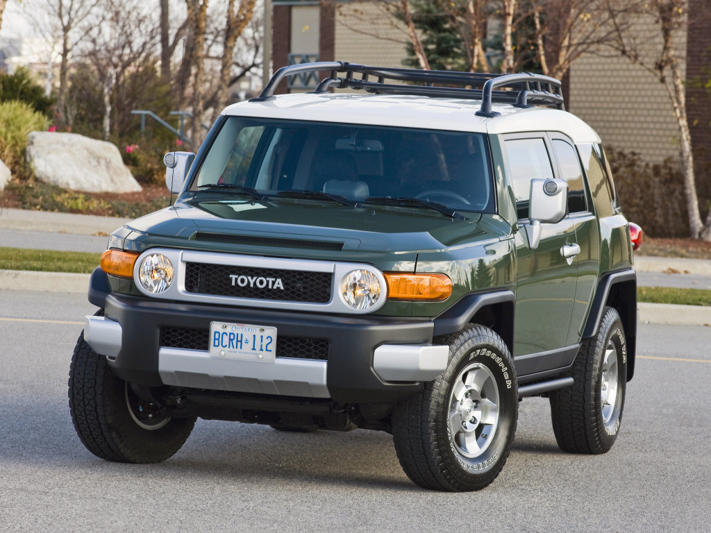 915233_autowp.ru_toyota_fj_cruiser_63.jpg