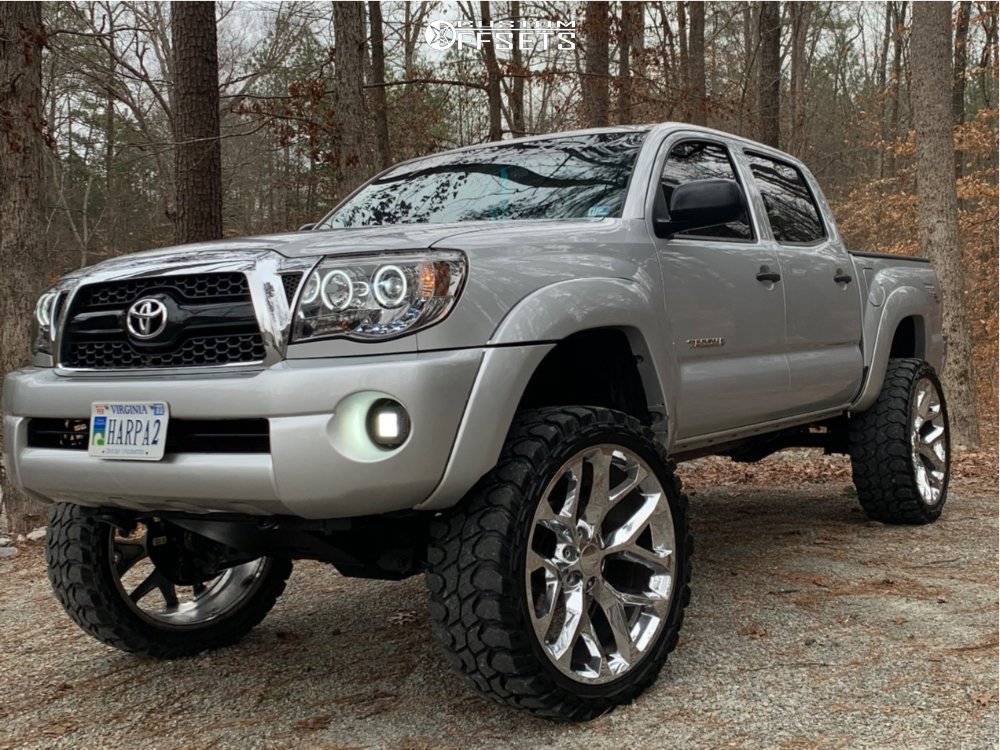 919224-3-2011-tacoma-toyota-rough-country-suspension-lift-6in-replica-wheels-rp09-chrome.jpg