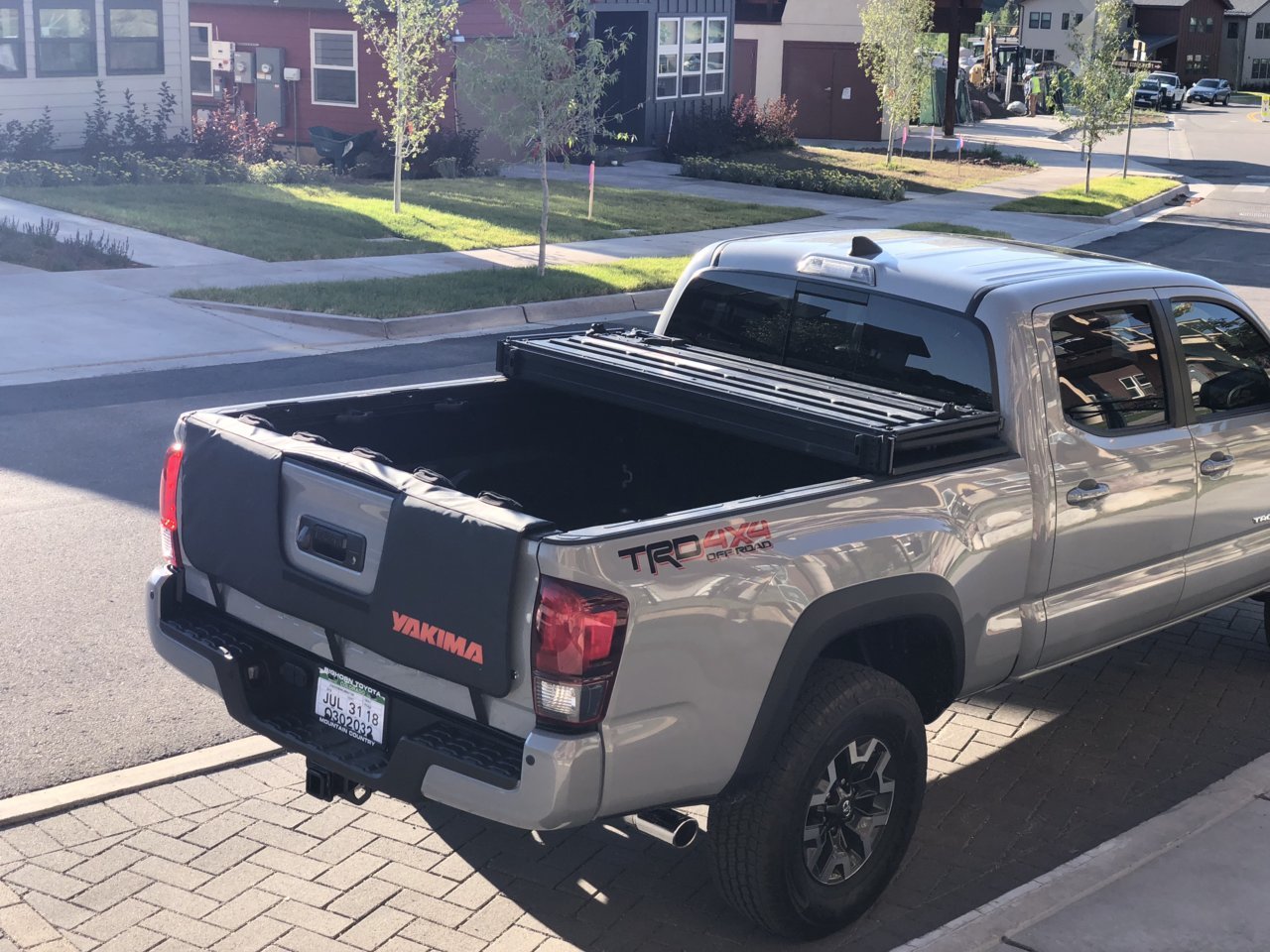 bicycle tailgate protector