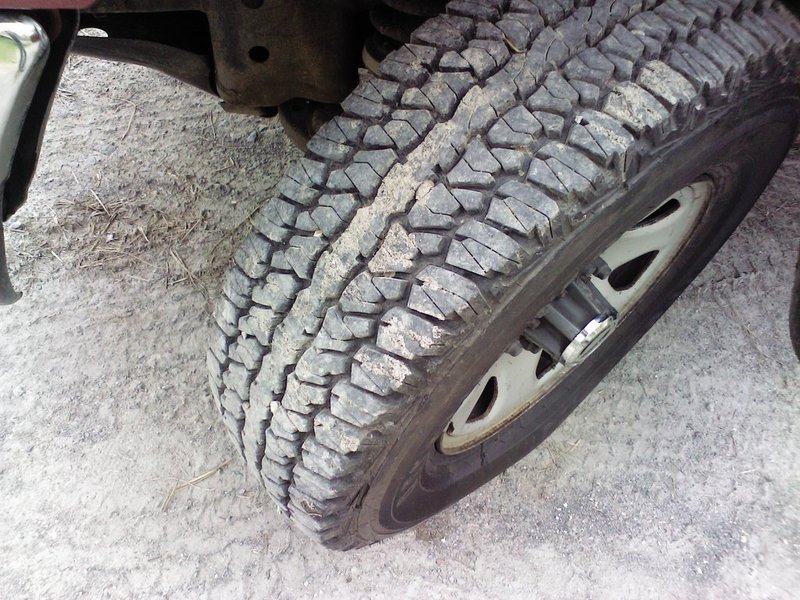 96Taco Tire.jpg