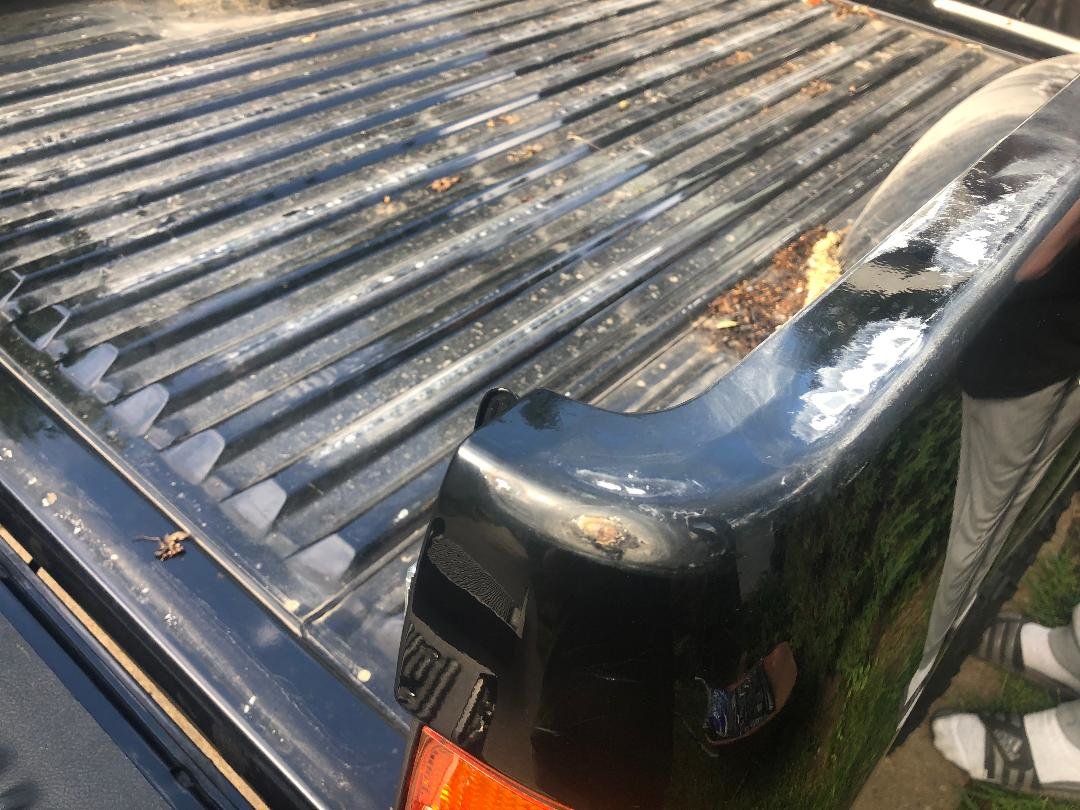 '97 bedliner off oxidize rear pass.jpg