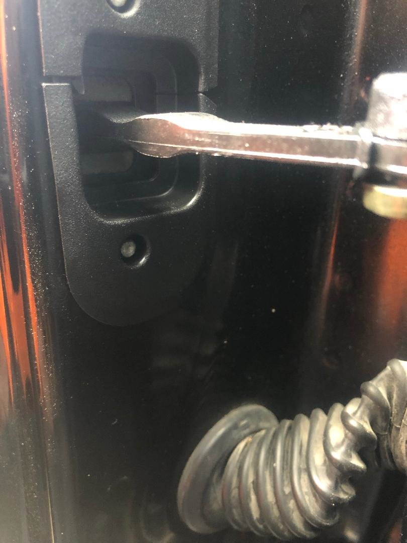 '97 door hinge squeaker hinge-2.jpg