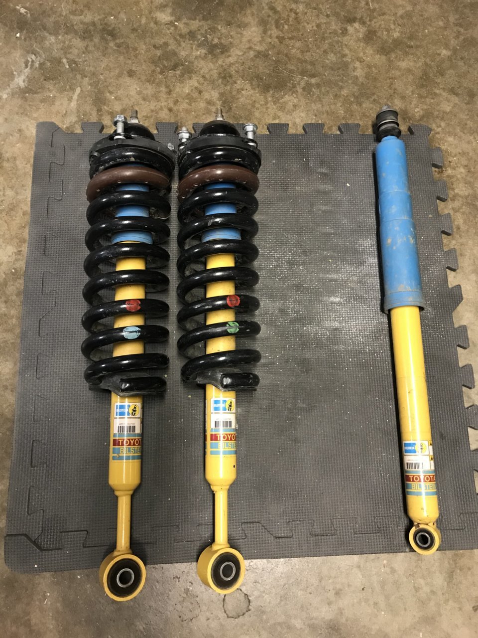SOLD 3rd gen TRD Off-Road coilovers - Norcal | Tacoma World