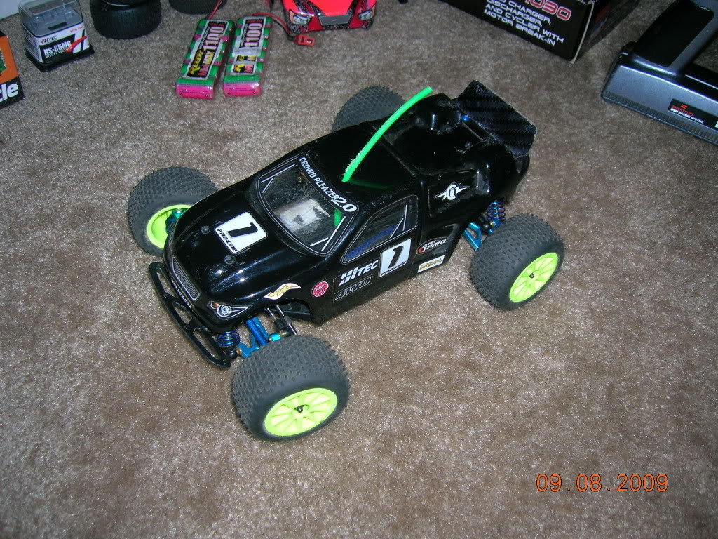 9809009_d89f2319f66d7d237ff67caeb51eb5aed8c0d611.jpg