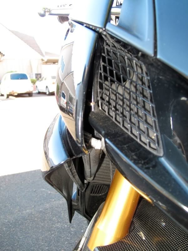 999sdamage12_7bed61ee173f1df3076f82a32e16ec95f22ea3c6.jpg