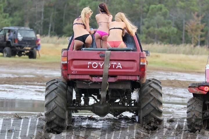 9d24523c99dfde01ffd32aa848f5d13a--toyota-trucks-toyota-cars.jpg