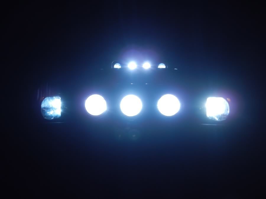 9lights_b317680467693660cc26c3dbd184943b69012fda.jpg