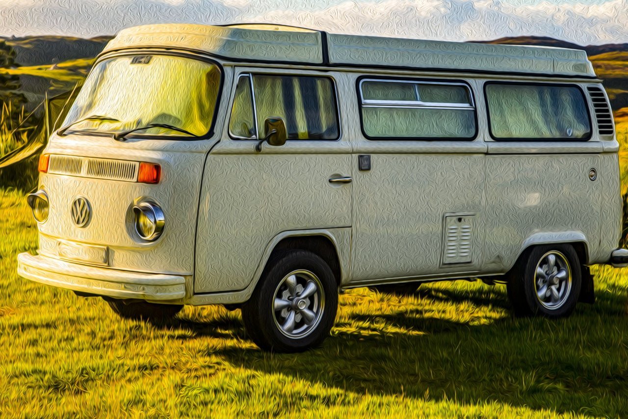 a-classic-volkswagen-van-car-1471938165pAk.jpg