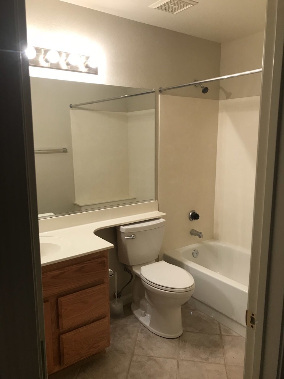 A1E962F0-FCD2-416B-A994-9D8C2A8025DA.jpg