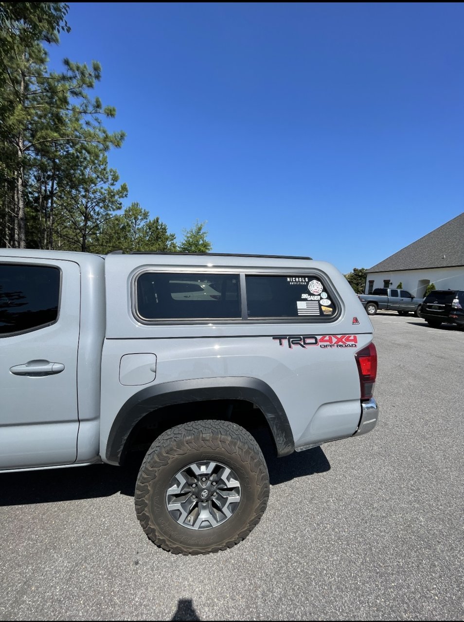 Toyota tacoma deals camper shell