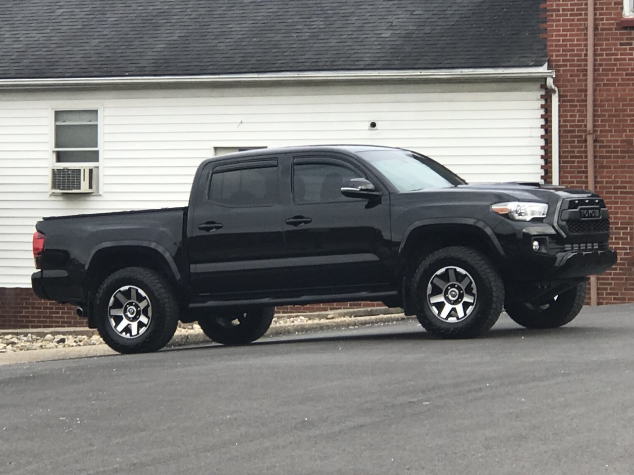 Anyone using 4runner trail wheels on there 3rd gen? post pics | Page 31 ...