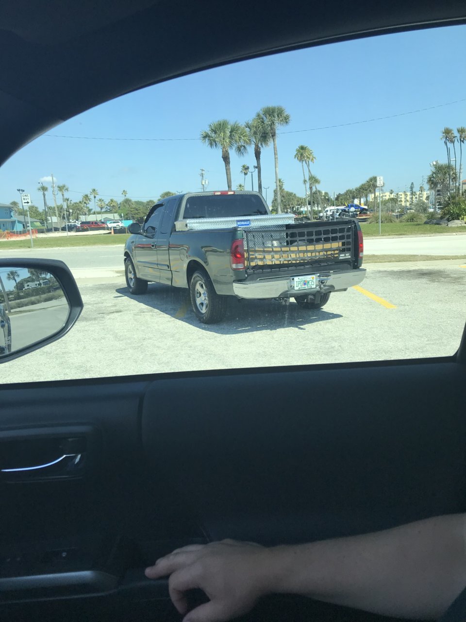 A3684D2E-8DDB-4B6A-9F85-8AA1B2C43F94.jpg