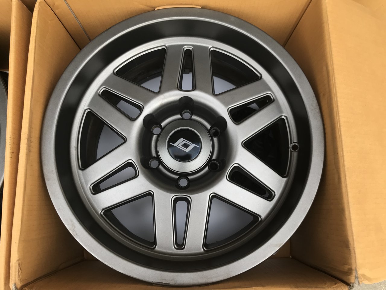 A464CECE-C2F1-4EBD-A83D-BDD0DD560700.jpg