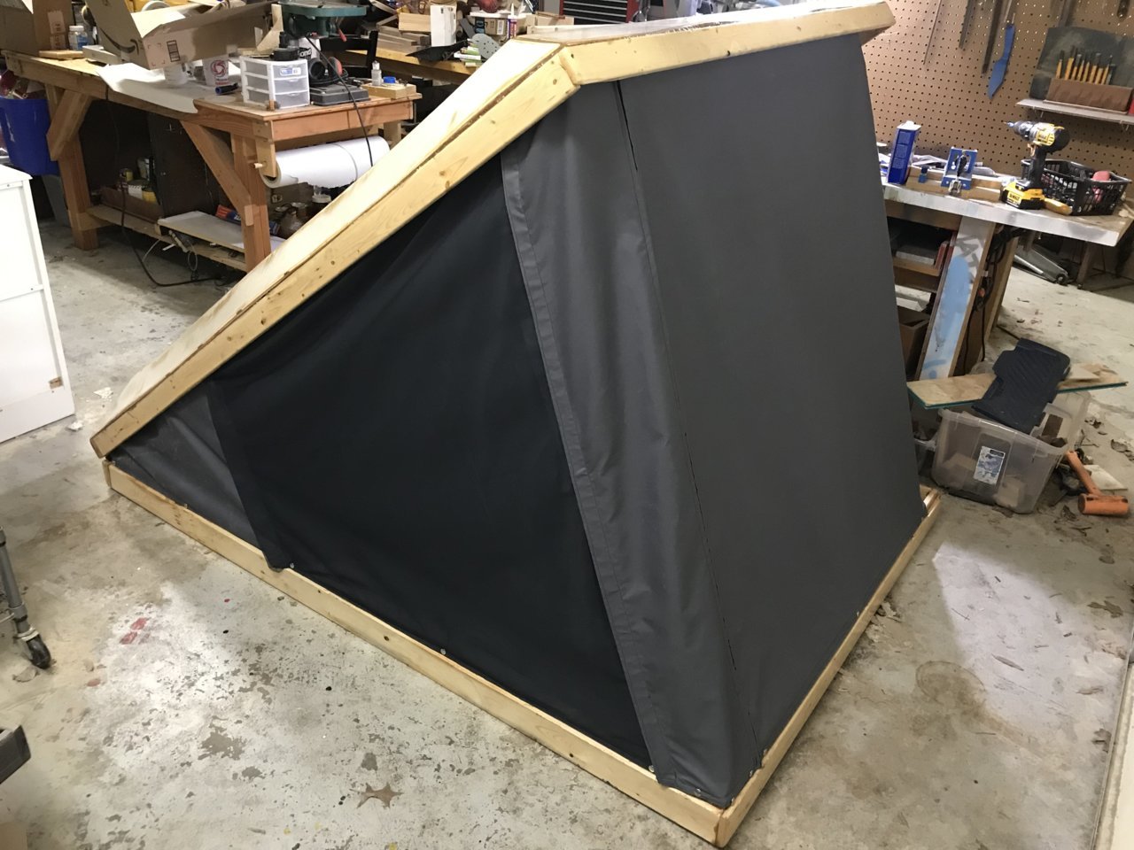 Diy clamshell roof outlet top tent