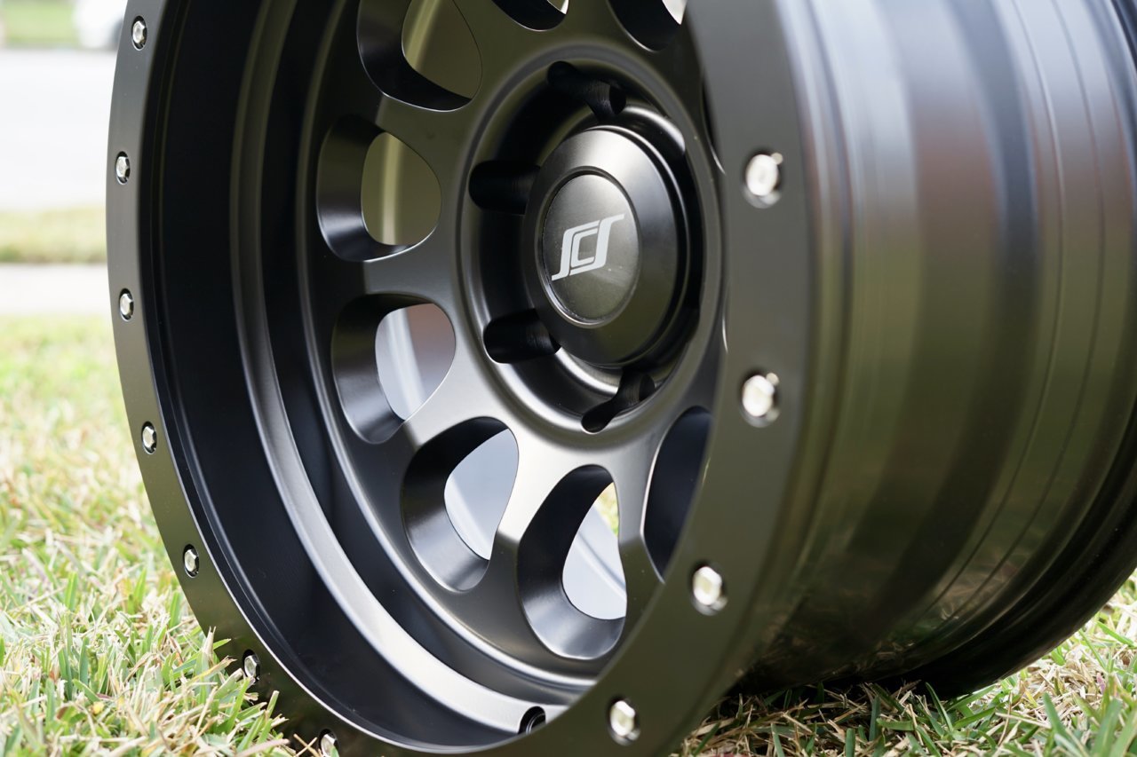 A9002DB3-0ADB-46A9-B989-83DD89F20DE4.jpg