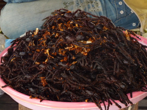 A_plate_of_deep_fried_spiders-0.jpg