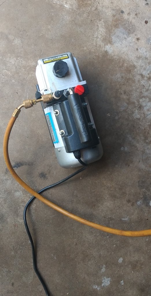 AAAC_02_Vacuum_4d1bec877aa31976f6fc25d46e9494784234cd88.jpg
