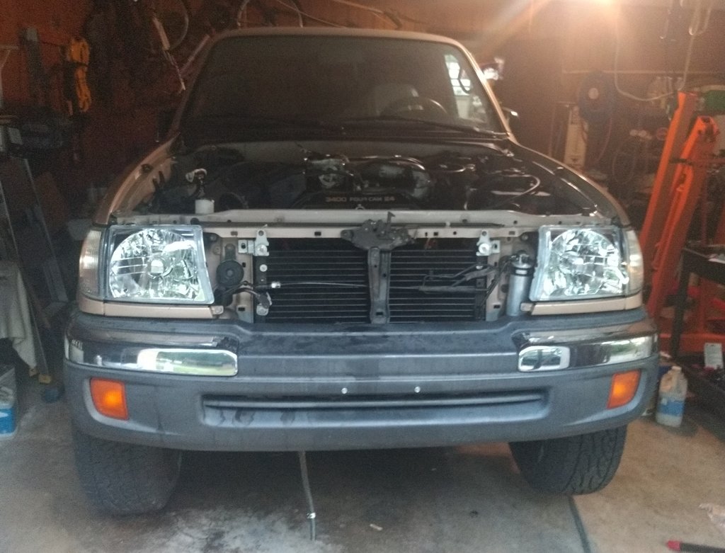 AAAC_03_Headlights_a840517d6b9f06ff21cb0388d74655ffedfce15b.jpg