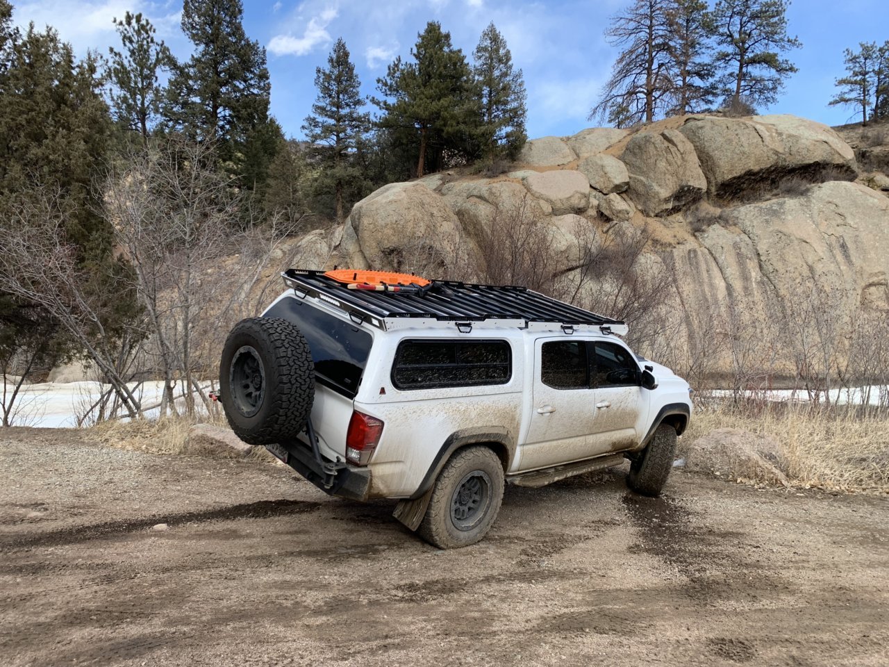 upTOP Overland  Alpha eX Cap Rack