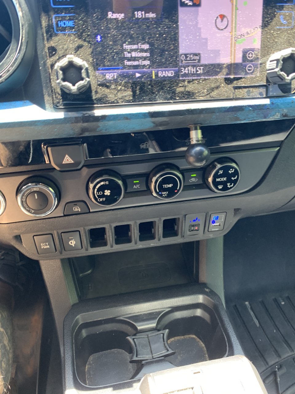 AC36C472-CEA9-45DB-9816-CC0FD6C9D274.jpg