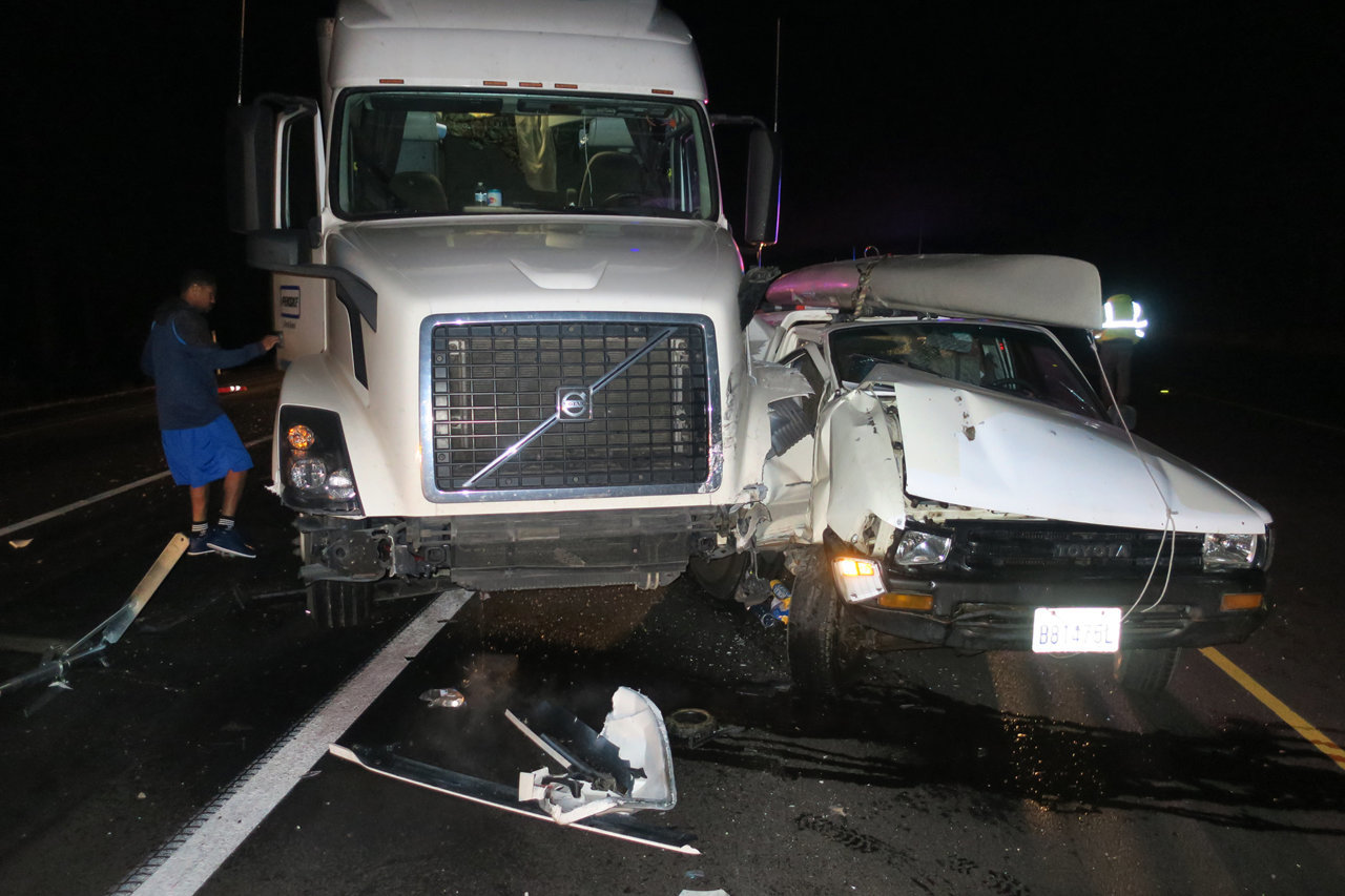 Accident_ChiloquinOR10-11-18.jpg