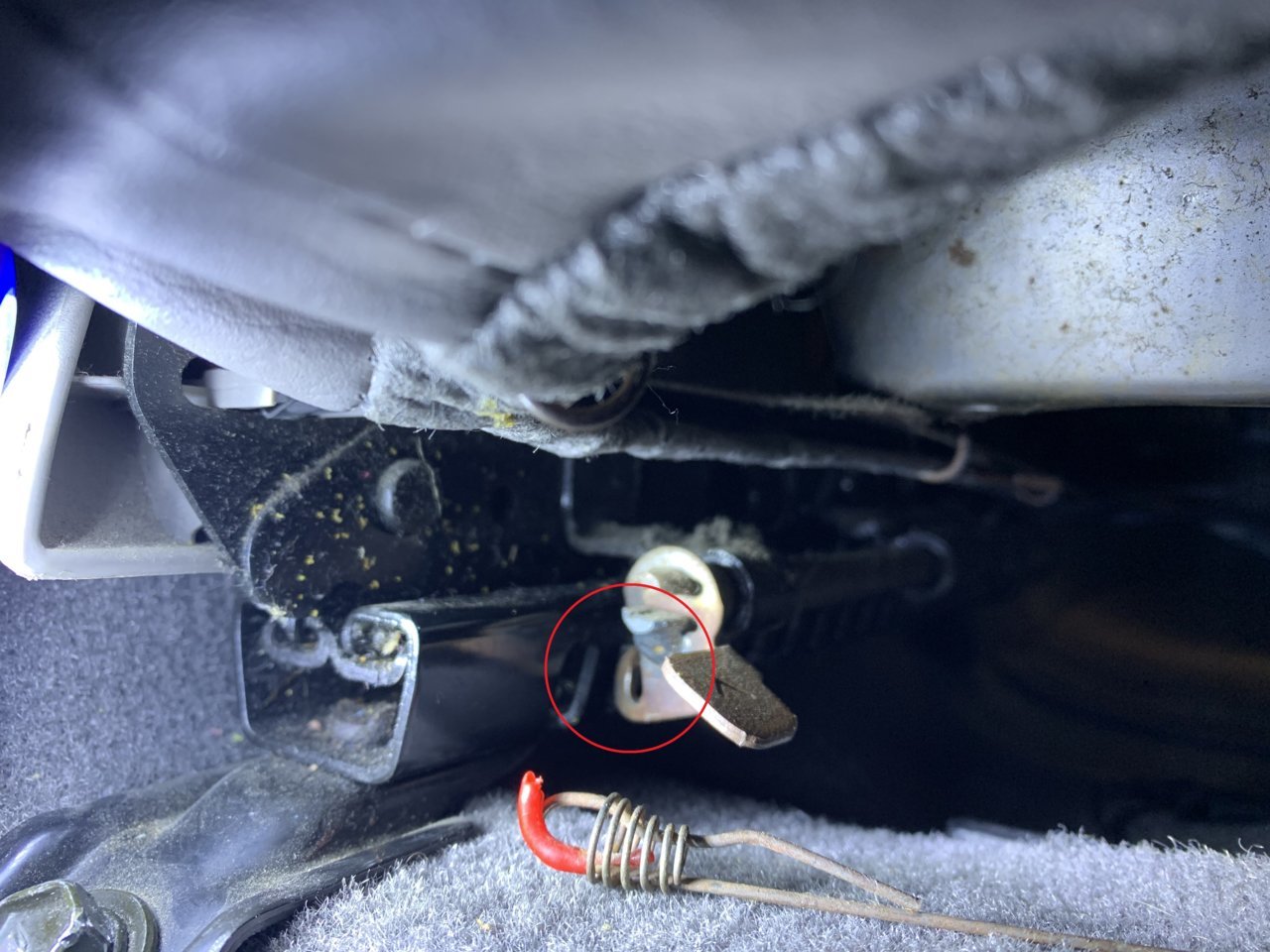 adjuster cable hook.jpg