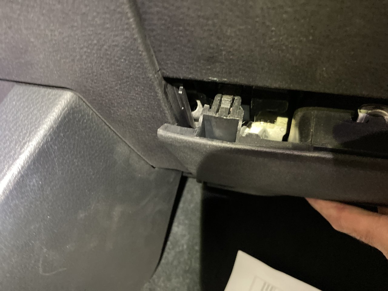 airbag_tabs.jpg