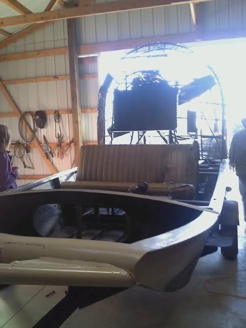 airboat_7ae45ac2f07a784e3c192bd34f1ce2a9820be7a6.jpg