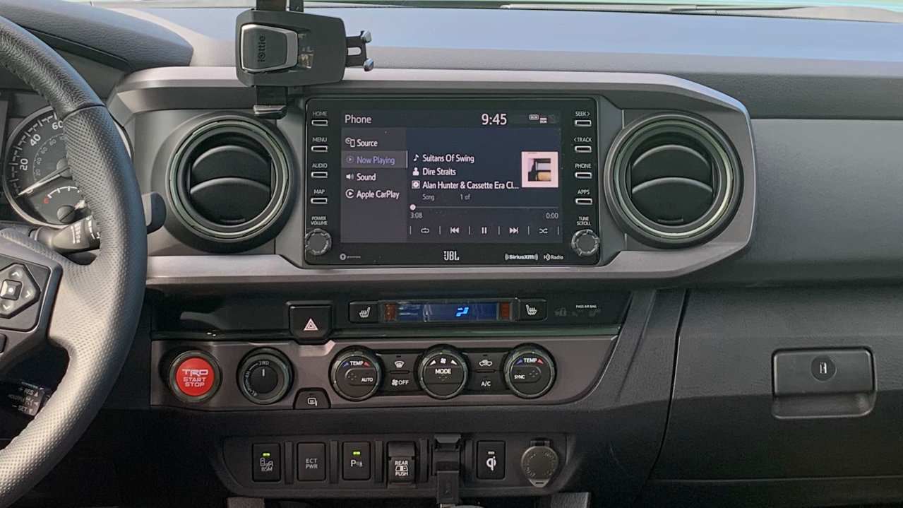 AJT Radio Knobs.jpg