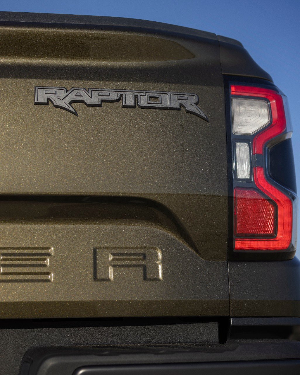 All-New Ford Ranger Raptor_07.jpg