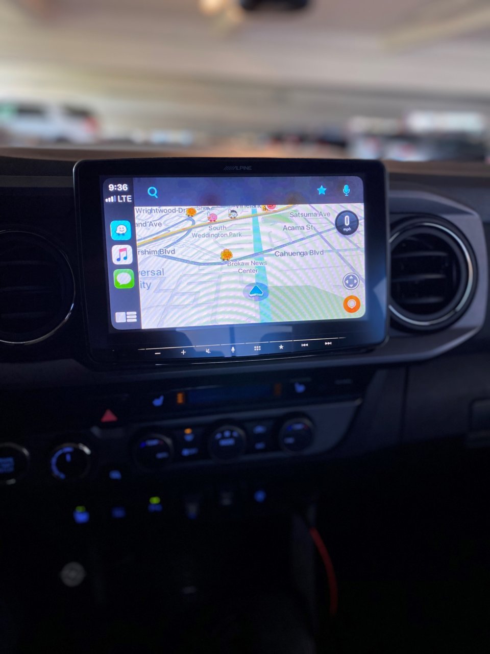 Alpine_ILX950_2.jpg