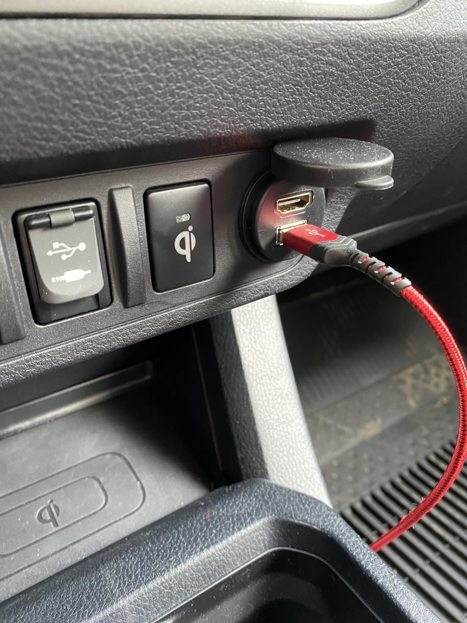 Alpine_ILX950_5.jpg