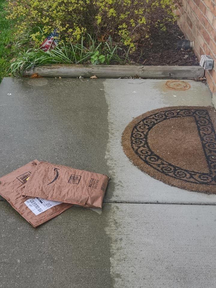 amazon-delivery.jpg