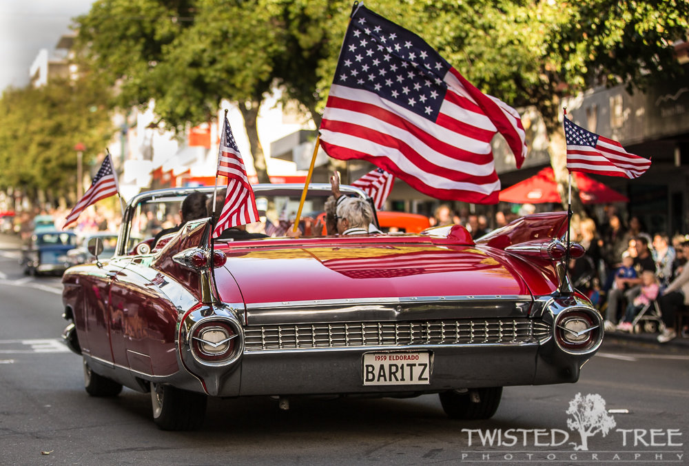 Americarna-parade-17_zps3f858e68_7b7d2259f8e24268100a4b0dec5bb3737ba9b362.jpg