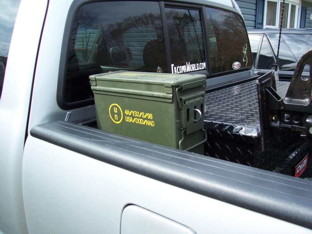 ammobox001_d7147f0ce2aa7cddfd2a405dc19030b6a4f9ba3f.jpg