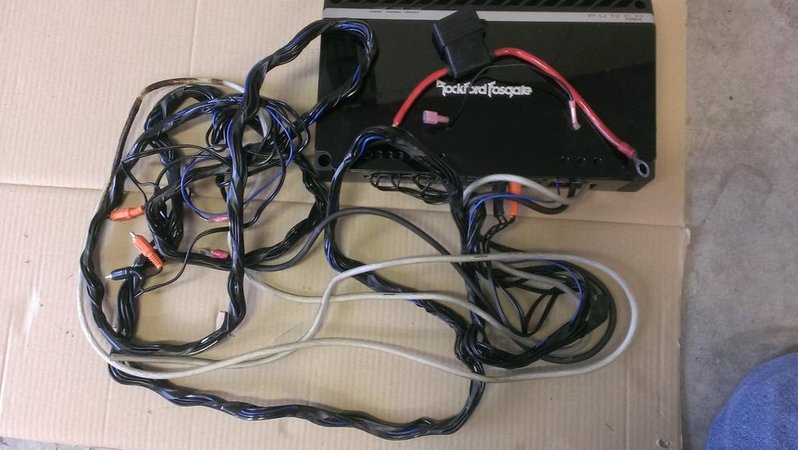 amp wires.jpg