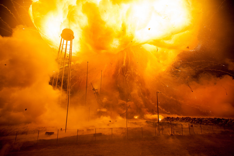 antares-rocket-explosion-launch-pad.jpg