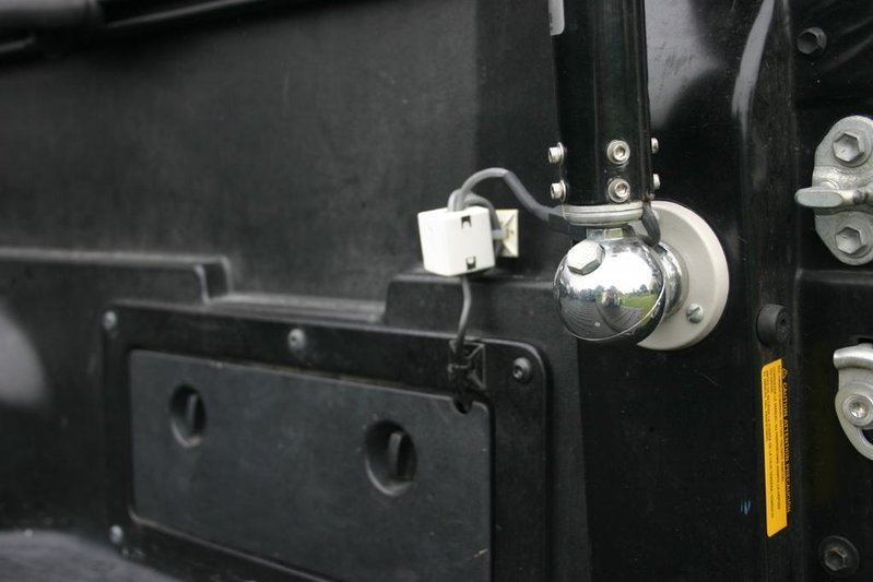 antenna mount.jpg