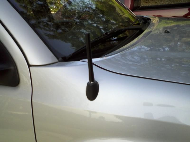 antenna_9520751b30532cbf162081f85f86d4227d55656c.jpg