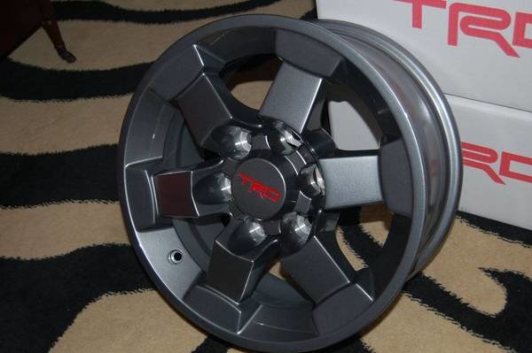 Anthracite_FJ_TRD_Trail_Teams_wheels_1_111.jpg