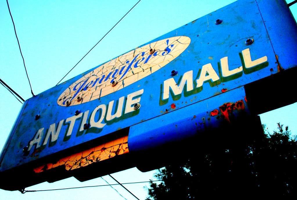 antiquemall_0ab1f92e2cf26d0538f5a028ac8055d76b6c6c28.jpg