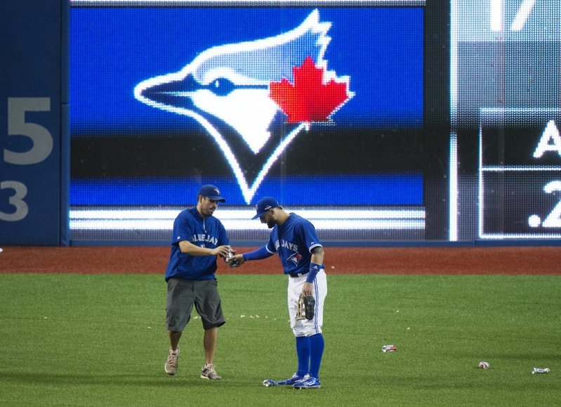 ap_alds_rangers_blue_jays_baseball_76736494.jpg